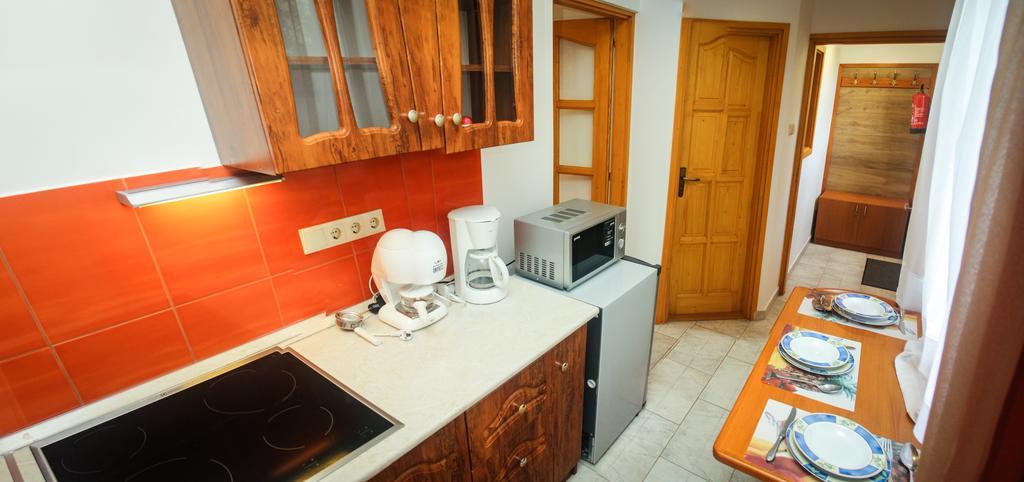 AQUA Thermal Sóterápia és Apartmanház Püspökladány Kültér fotó