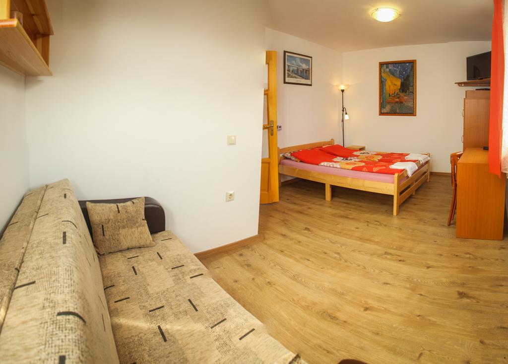 AQUA Thermal Sóterápia és Apartmanház Püspökladány Kültér fotó